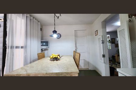 Casa à venda com 493m², 6 quartos e 3 vagasFoto 08