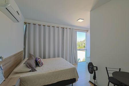 Casa à venda com 220m², 4 quartos e 6 vagas Casa à venda com 220m², 4 quartos e 6 vagasQuarto 4 - Suíte