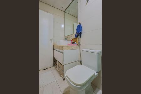 Casa à venda com 220m², 4 quartos e 6 vagas Casa à venda com 220m², 4 quartos e 6 vagasBanheiro 1