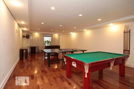 Apartamento à venda com 135m², 3 quartos e 2 vagas Apartamento à venda com 135m², 3 quartos e 2 vagasSalão de jogos