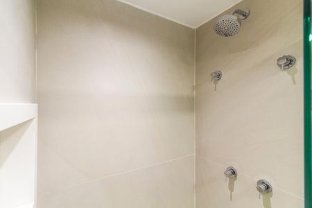 Studio para alugar com 27m², 1 quarto e sem vaga Studio para alugar com 27m², 1 quarto e sem vagaBanheiro