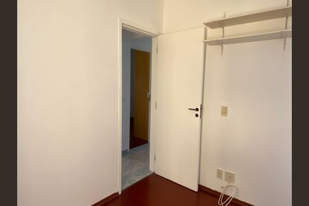Apartamento à venda com 78m², 3 quartos e 2 vagas Apartamento à venda com 78m², 3 quartos e 2 vagasQuarto 2