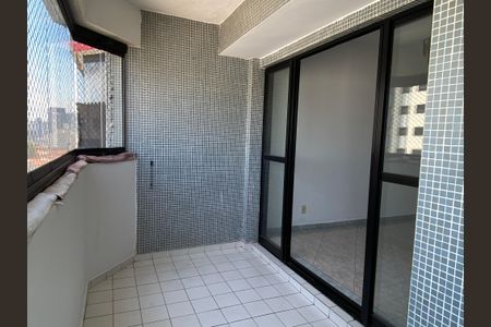 Apartamento à venda com 78m², 3 quartos e 2 vagas Apartamento à venda com 78m², 3 quartos e 2 vagasSacada