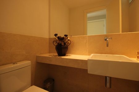 Apartamento à venda com 170m², 4 quartos e 4 vagasLavabo