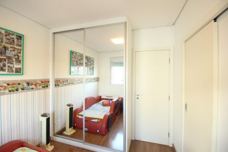 Apartamento à venda com 170m², 4 quartos e 4 vagasQuarto 2