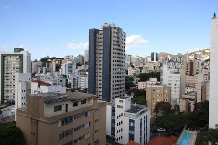 Apartamento à venda com 170m², 4 quartos e 4 vagasVista - Quarto 4
