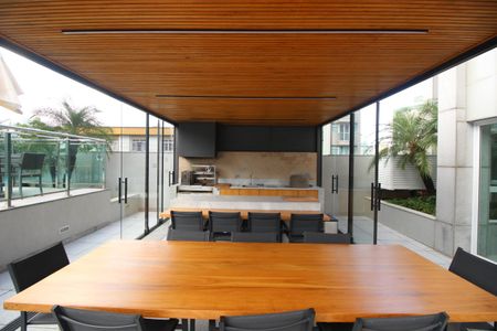 Apartamento à venda com 170m², 4 quartos e 4 vagasÁrea comum