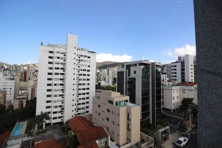 Apartamento à venda com 170m², 4 quartos e 4 vagasVista - Quarto 4