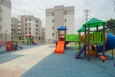 Apartamento para alugar com 62m², 2 quartos e sem vagaÁrea comum - Playground