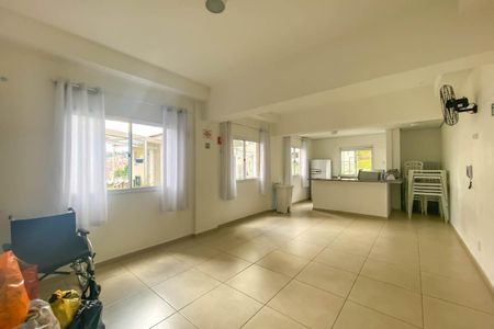 Apartamento à venda com 53m², 2 quartos e 1 vaga Apartamento à venda com 53m², 2 quartos e 1 vagaÁrea comum - Salão de festas