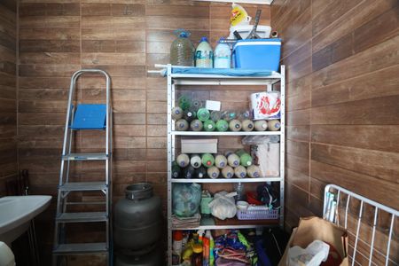 Casa à venda com 125m², 4 quartos e 3 vagasLavanderia Casa 2