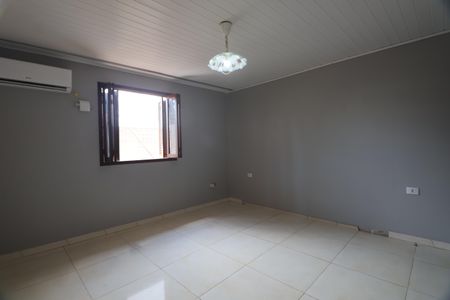 Casa à venda com 125m², 4 quartos e 3 vagasQuarto 2 Casa 1