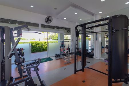 Apartamento à venda com 238m², 4 quartos e 4 vagas Apartamento à venda com 238m², 4 quartos e 4 vagasÁrea comum - Academia