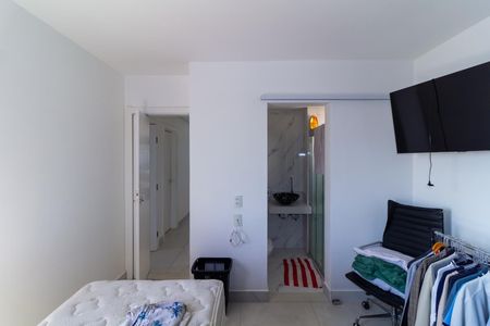 Apartamento à venda com 238m², 4 quartos e 4 vagas Apartamento à venda com 238m², 4 quartos e 4 vagasSuíte 1
