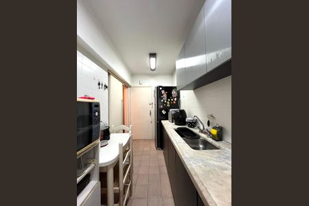 Apartamento à venda com 66m², 2 quartos e 1 vagaCozinha