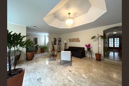 Apartamento à venda com 66m², 2 quartos e 1 vagaHall social