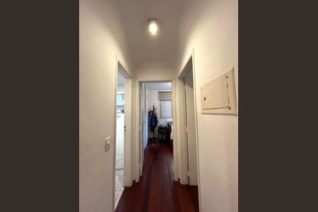 Apartamento à venda com 66m², 2 quartos e 1 vagaCorredor