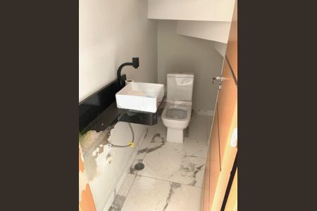 Casa à venda com 115m², 3 quartos e 2 vagas