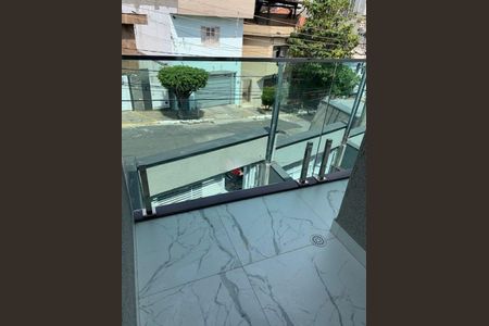 Casa à venda com 133m², 2 quartos e 4 vagas