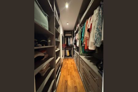 Apartamento à venda com 202m², 3 quartos e 4 vagas