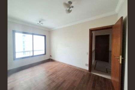 Apartamento à venda com 234m², 3 quartos e 4 vagas