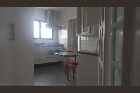 Apartamento à venda com 120m², 4 quartos e 4 vagas