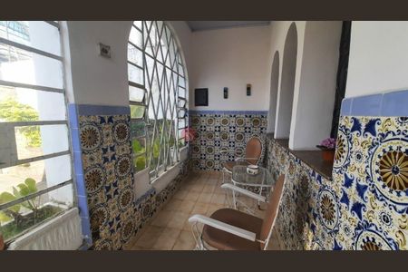 Casa à venda com 130m², 3 quartos e 4 vagas