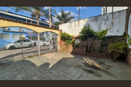 Casa à venda com 130m², 3 quartos e 4 vagas