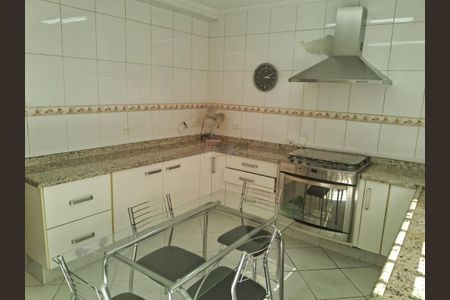 Casa à venda com 120m², 3 quartos e 2 vagas
