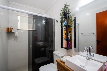 Casa à venda com 150m², 3 quartos e sem vaga Casa à venda com 150m², 3 quartos e sem vagaBanheiro