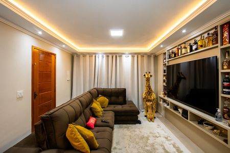 Casa à venda com 150m², 3 quartos e sem vaga Casa à venda com 150m², 3 quartos e sem vagaSala