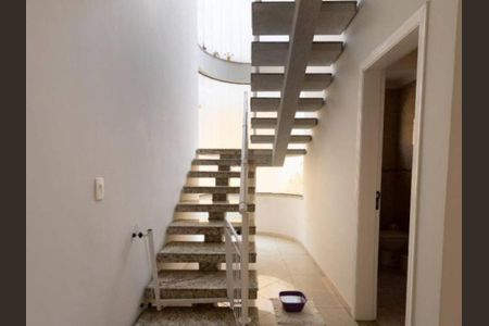 Casa à venda com 346m², 3 quartos e 4 vagas