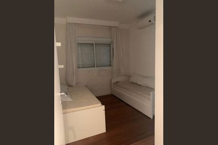 Apartamento à venda com 159m², 3 quartos e 4 vagas