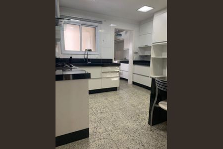Apartamento à venda com 159m², 3 quartos e 4 vagas