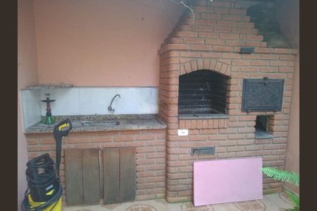 Casa à venda com 140m², 3 quartos e 2 vagas