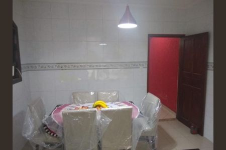 Casa à venda com 140m², 3 quartos e 2 vagas