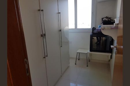 Apartamento à venda com 330m², 4 quartos e 6 vagas