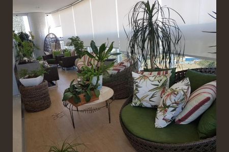 Apartamento à venda com 330m², 4 quartos e 6 vagas