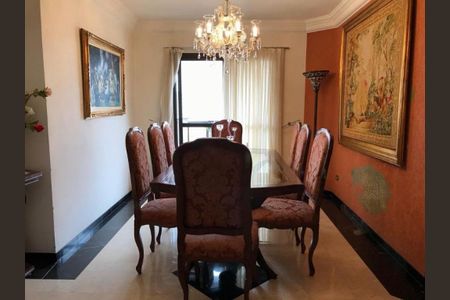 Apartamento à venda com 182m², 3 quartos e 3 vagas