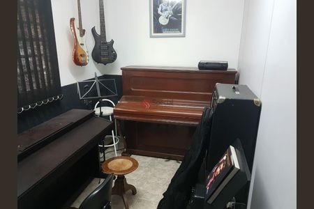 Casa à venda com 143m², 3 quartos e sem vaga