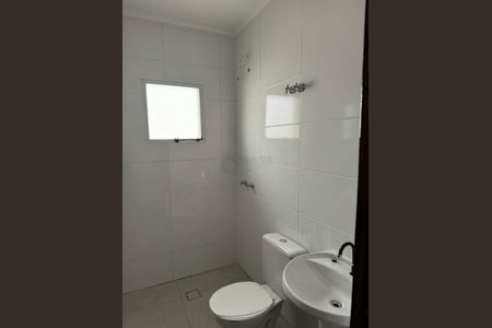 Casa à venda com 136m², 3 quartos e 2 vagas