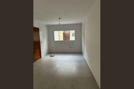 Casa à venda com 136m², 3 quartos e 2 vagas