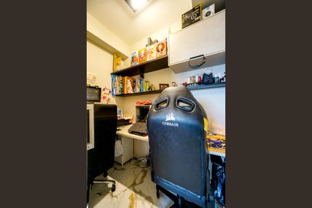 Apartamento à venda com 98m², 3 quartos e 2 vagasEscritório