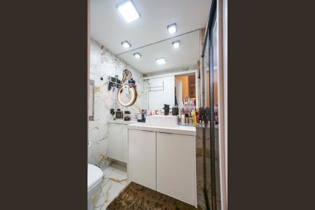Apartamento à venda com 98m², 3 quartos e 2 vagasBanheiro da Suíte
