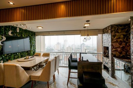 Apartamento à venda com 98m², 3 quartos e 2 vagasVaranda