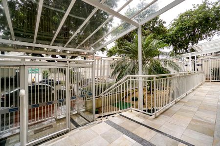 Apartamento à venda com 98m², 3 quartos e 2 vagasRampa de acesso