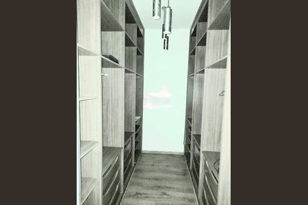 Casa à venda com 180m², 3 quartos e 1 vaga