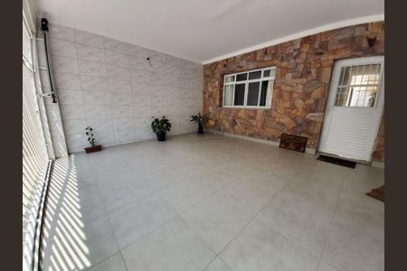 Casa à venda com 280m², 3 quartos e 2 vagas