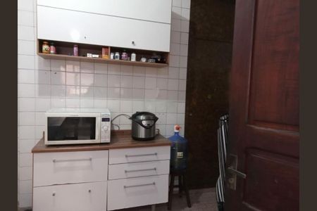 Casa à venda com 200m², 3 quartos e 6 vagas