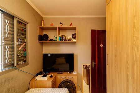 Casa à venda com 260m², 4 quartos e 2 vagas Casa à venda com 260m², 4 quartos e 2 vagasQuarto